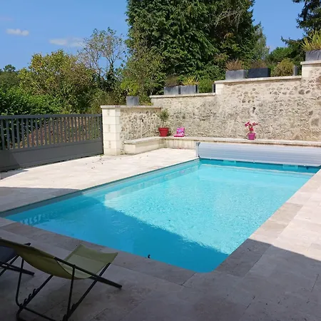 Oda ve Kahvaltı Les Ombelles Saint-Estephe (Dordogne)